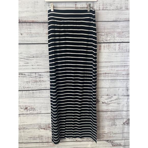 ANA A NEW APPROACH-LOT OF 2 (1) BLACK AND (1) BLACK AND WHITE MAXI SKIRTS - Picture 8 of 16